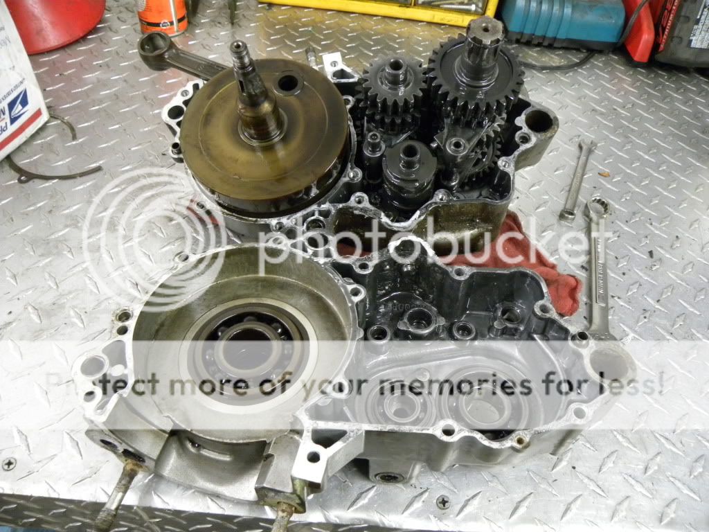 How to safely split your motorcycle engine cases. KX Guru Racing